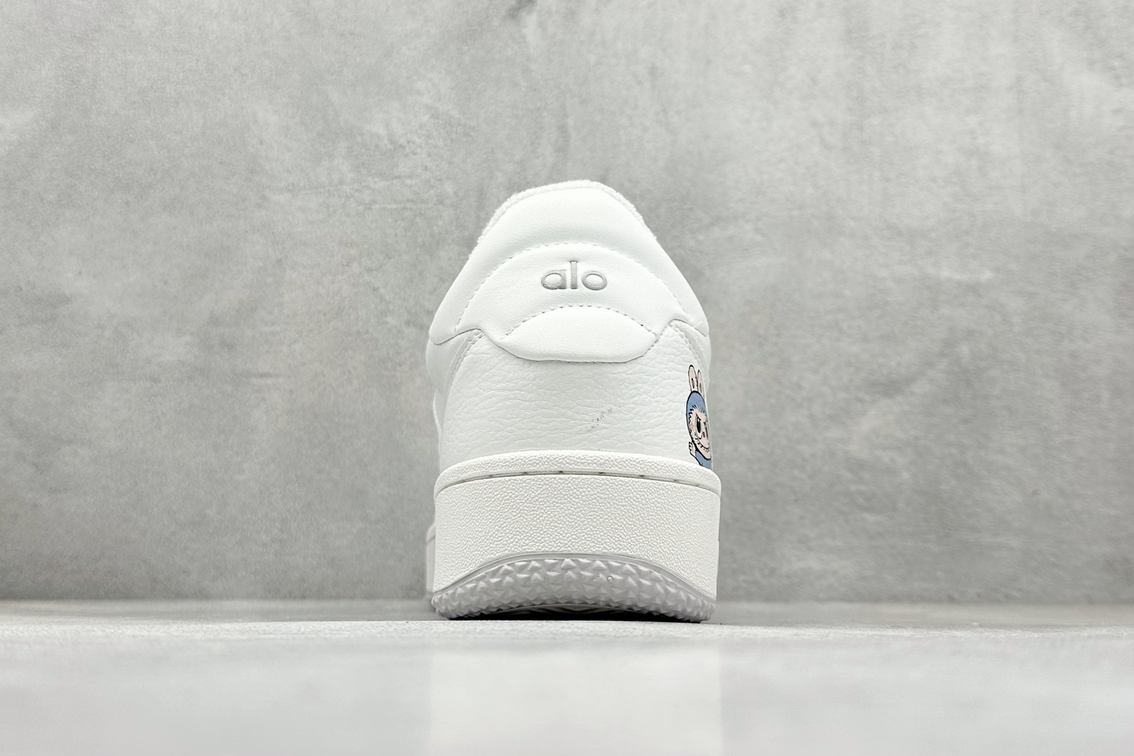 190 Alo Yoga Recovery Mode 拉布布人气单品 舒适简约防滑耐磨低帮休闲板鞋