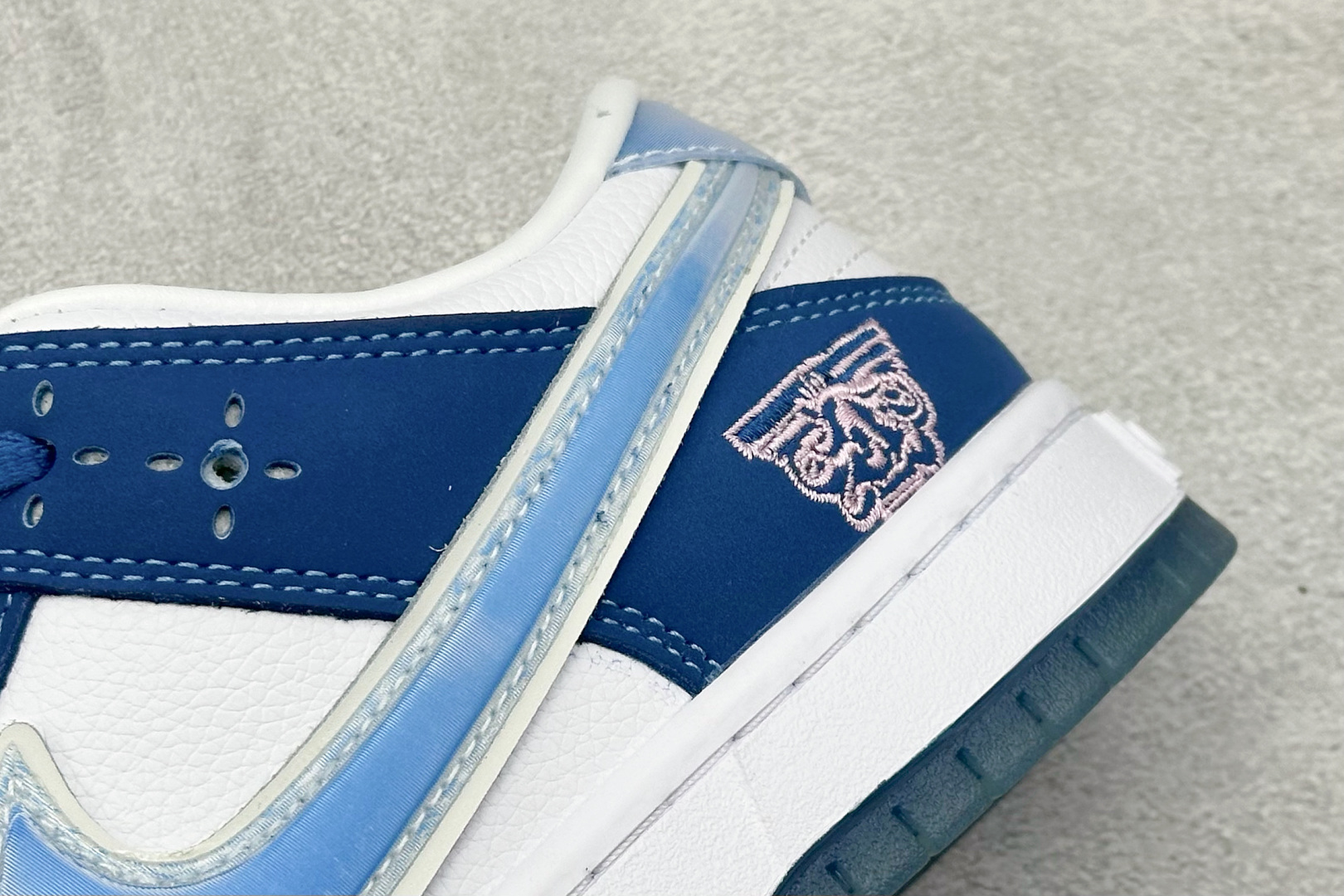 220 史诗级Nike SB Dunk Low x Born x Raised 蓝白  FN7819-400
