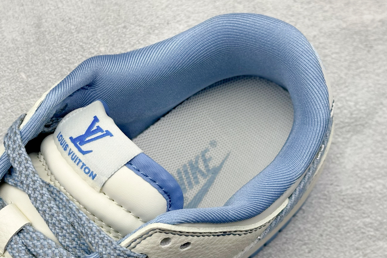 280 Nike SB Dunk Low LV联名 冰蓝牛仔满天星 低帮休闲板鞋  JP1628-028