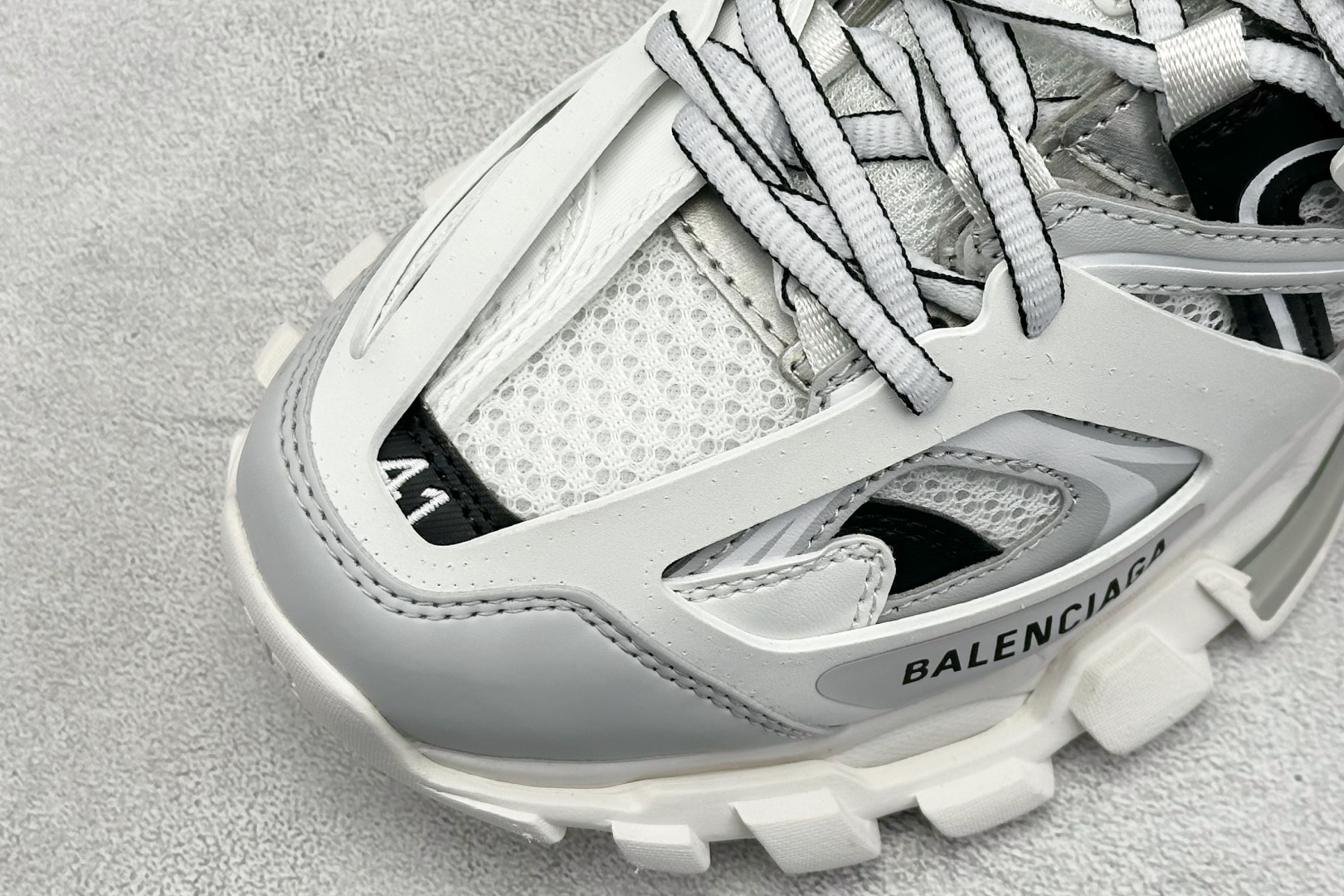 400 OK版Balenciaga Sneaker Tess s.Gomma 巴黎3.0 三代户外网面概念鞋