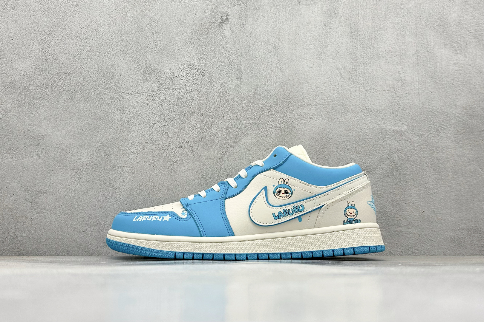 280 XC版Nike AJ1 Low 白蓝拉布布联名 低帮休闲板鞋  QG2025-007
