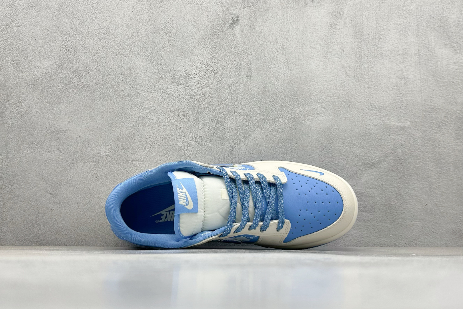 280 XC版Nike SB Dunk Low x 小雏菊 白蓝小勾 SR2025-004
