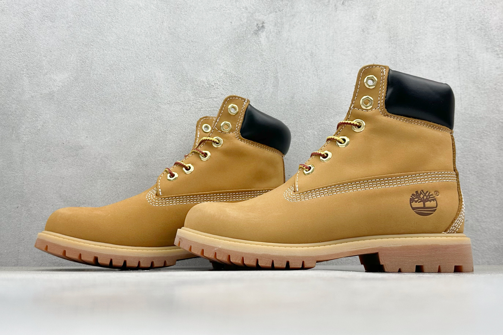 240 新货广东原厂 添柏岚/天伯伦 Timberland 经典款高帮 七孔男码10061 六孔女码10361