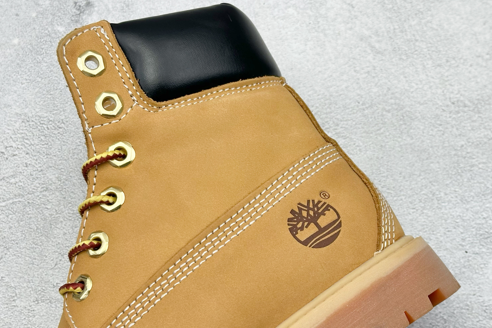 240 新货广东原厂 添柏岚/天伯伦 Timberland 经典款高帮 七孔男码10061 六孔女码10361