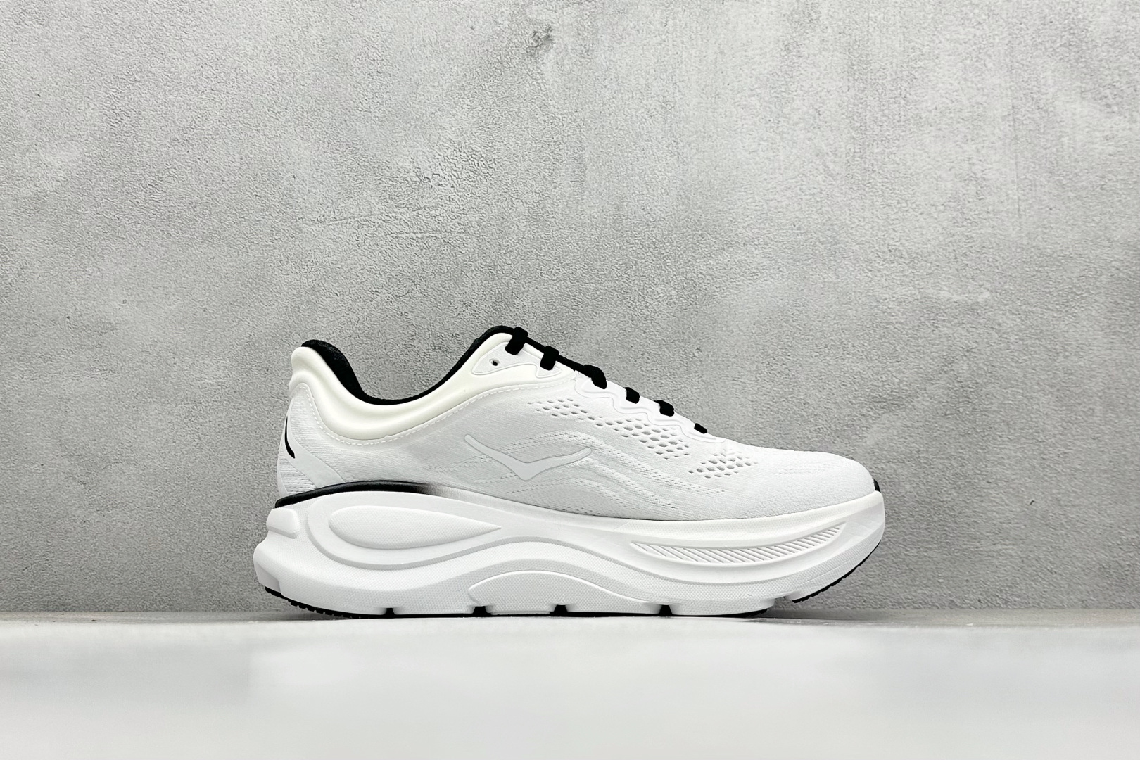  放店私
RS版HOKA ONE ONE Bondi 9 舒适防滑耐磨低帮休闲跑步鞋 
货号：/WBLC