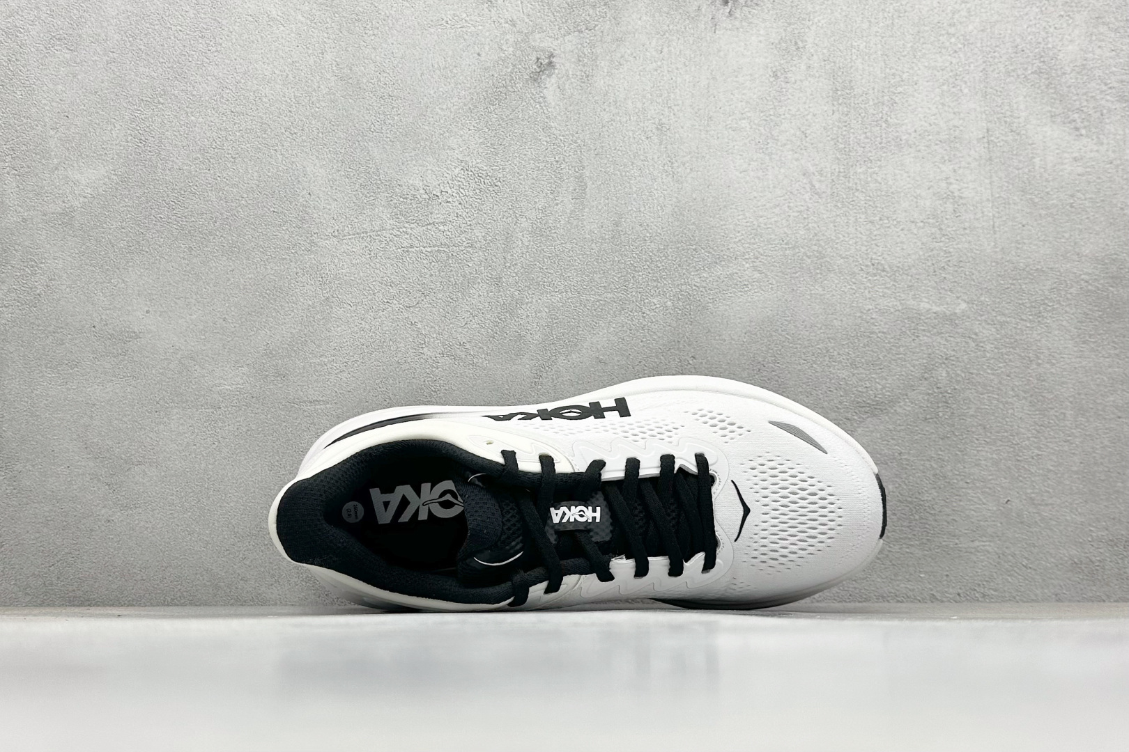  放店私
RS版HOKA ONE ONE Bondi 9 舒适防滑耐磨低帮休闲跑步鞋 
货号：/WBLC