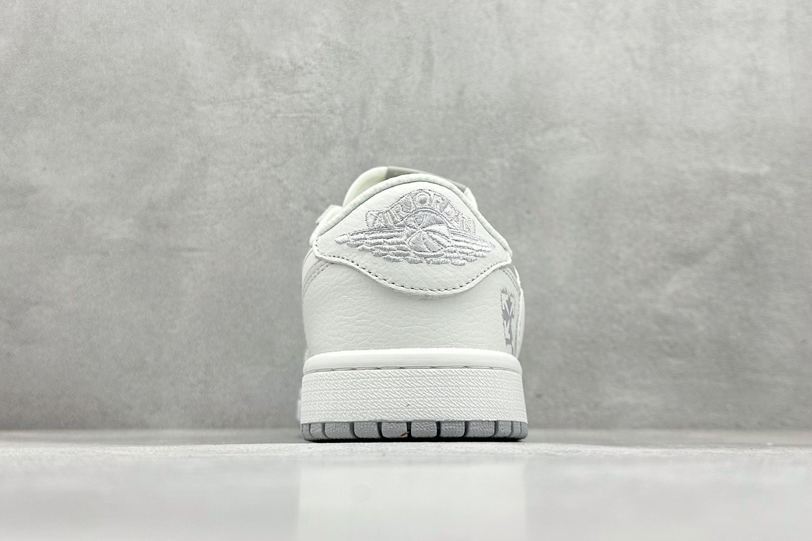 280 XC版Travis Scott x Fragment Design x Air Jordan 1 Low SP AJ1 乔1 OFF联名 星光灰 低帮文化休闲板鞋 DZ5899-009