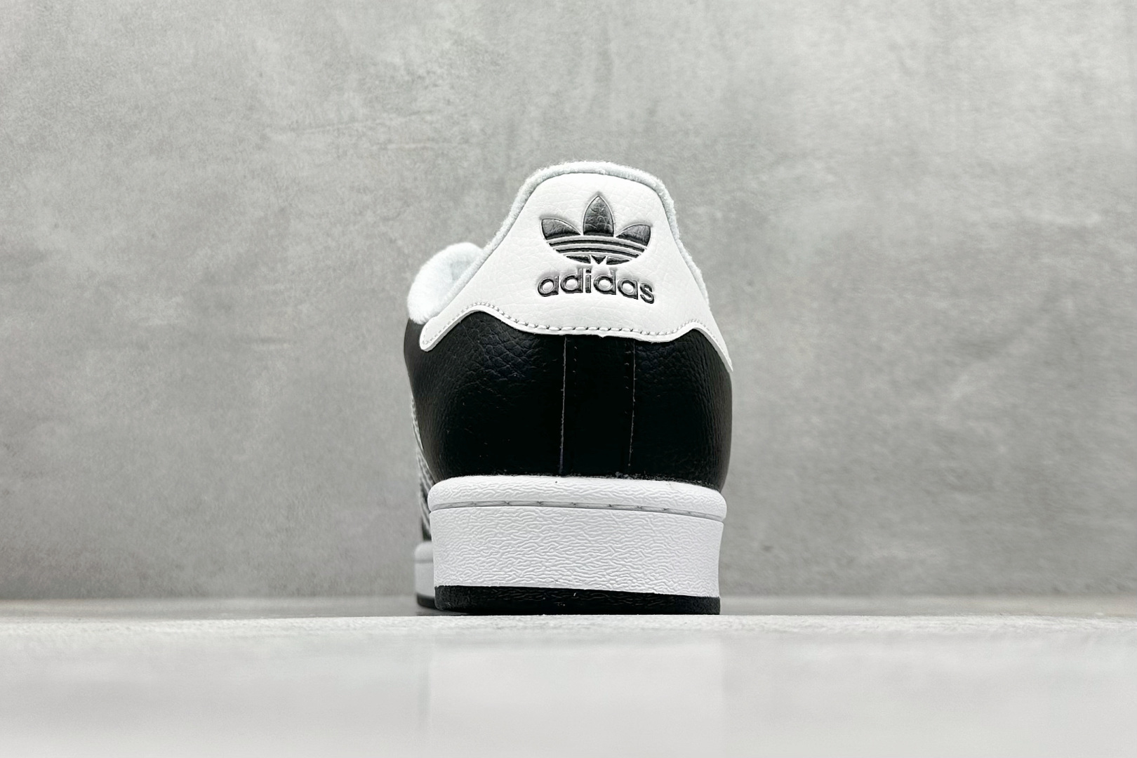 150 Adidas Originals Superstar II 联名款贝壳头 JQ0314