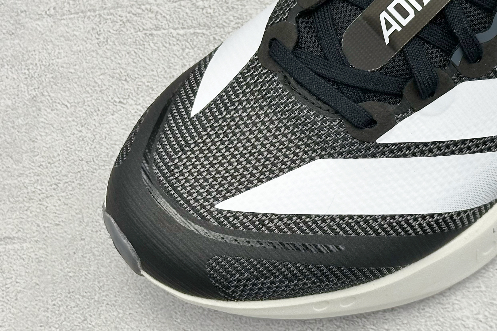 220 RS版Adidas ADIZERO BOSTON 13 泡棉搭配碳纤维板 缓震透气跑步鞋 JS4938