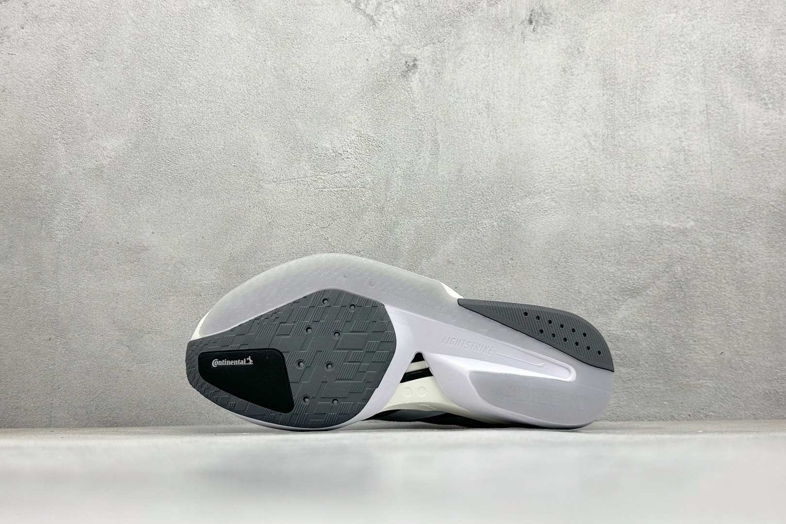 220 RS版Adidas ADIZERO BOSTON 13 泡棉搭配碳纤维板 缓震透气跑步鞋 JS4938