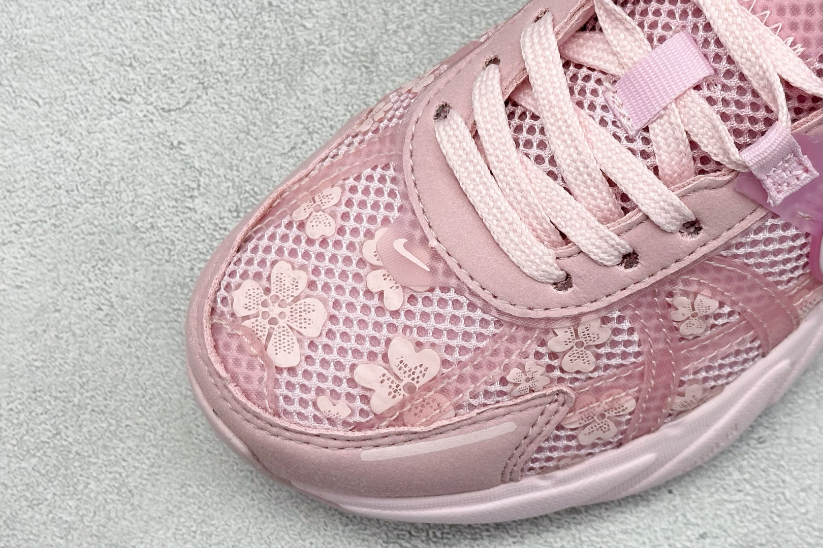 200 Nk V2K Runtekk Run 减震防滑复古低帮跑步鞋 HJ5269-600