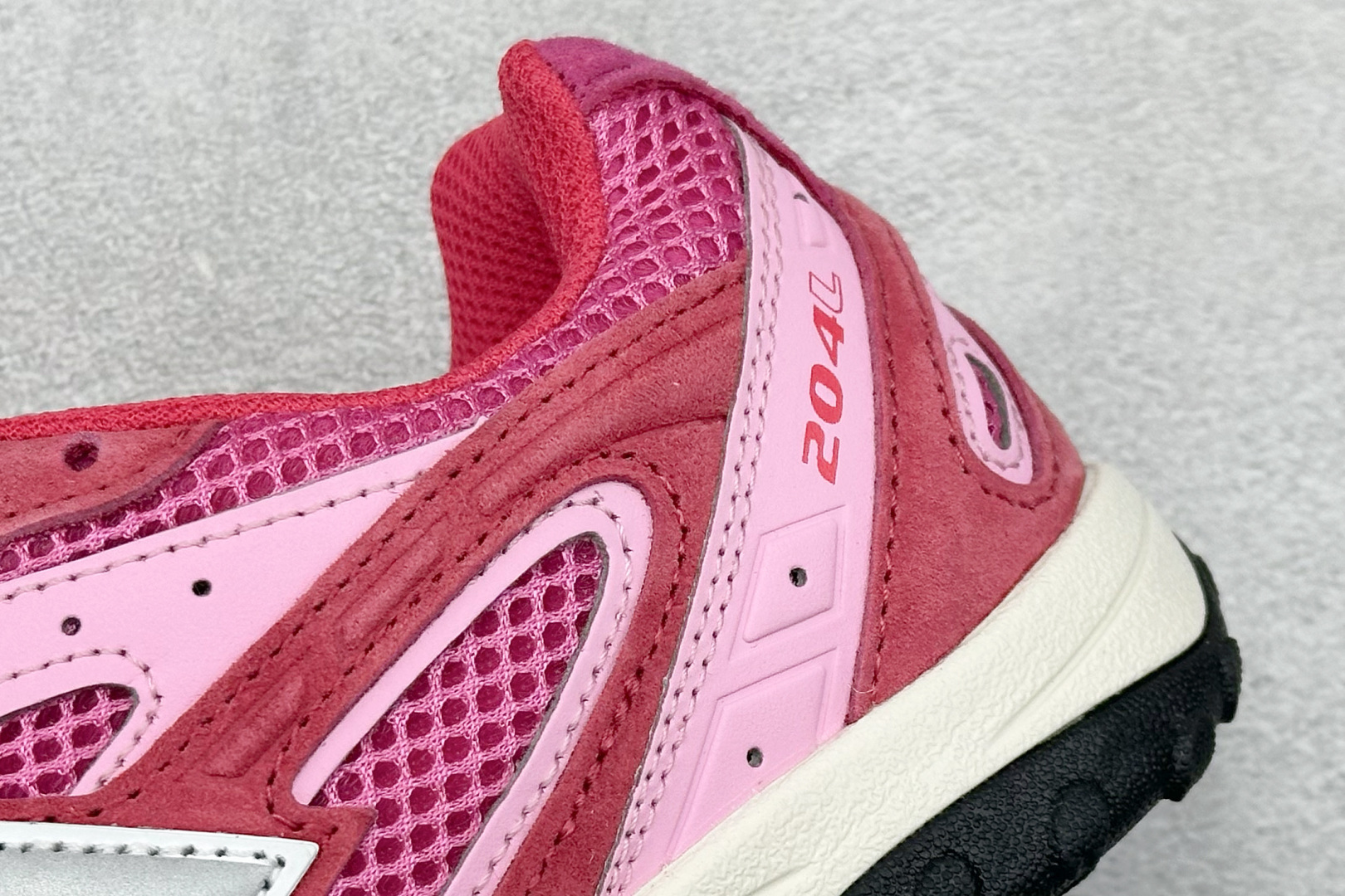 190 New Balance 新百伦204 复古休闲运动百搭老爹跑步鞋 U204LKTH-Chinese UA Cheap High Quatity Brand Clothes Bags handbags Sneakers wholesale wholesaler seller from China Factory suppliers Fashion Clothing Shoes best Quality Beautiful Price 190 New Balance 新百伦204 复古休闲运动百搭老爹跑步鞋 U204LKTH