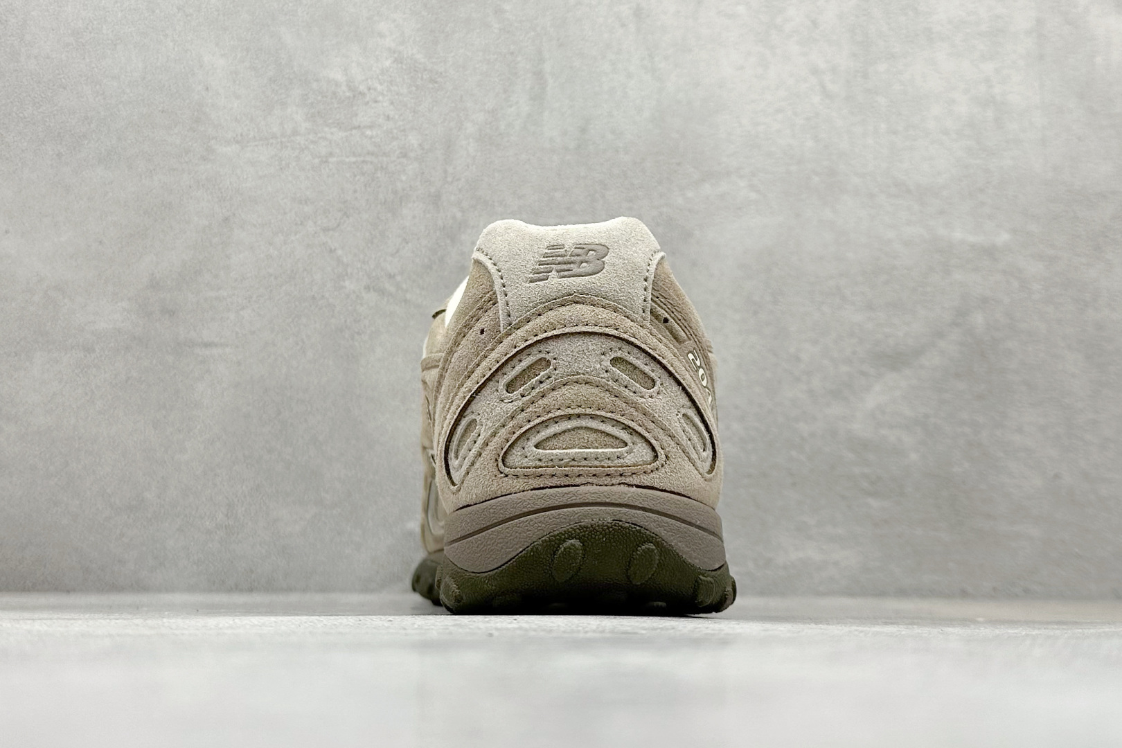 190 New Balance 204L系列 新百伦 薄底鞋 薄底皮质鞋带德训系 减震耐磨包裹性支撑轻便 低帮 生活休闲鞋 U204LMMA-Chinese UA Cheap High Quatity Brand Clothes Bags handbags Sneakers wholesale wholesaler seller from China Factory suppliers Fashion Clothing Shoes best Quality Beautiful Price 190 New Balance 204L系列 新百伦 薄底鞋 薄底皮质鞋带德训系 减震耐磨包裹性支撑轻便 低帮 生活休闲鞋 U204LMMA