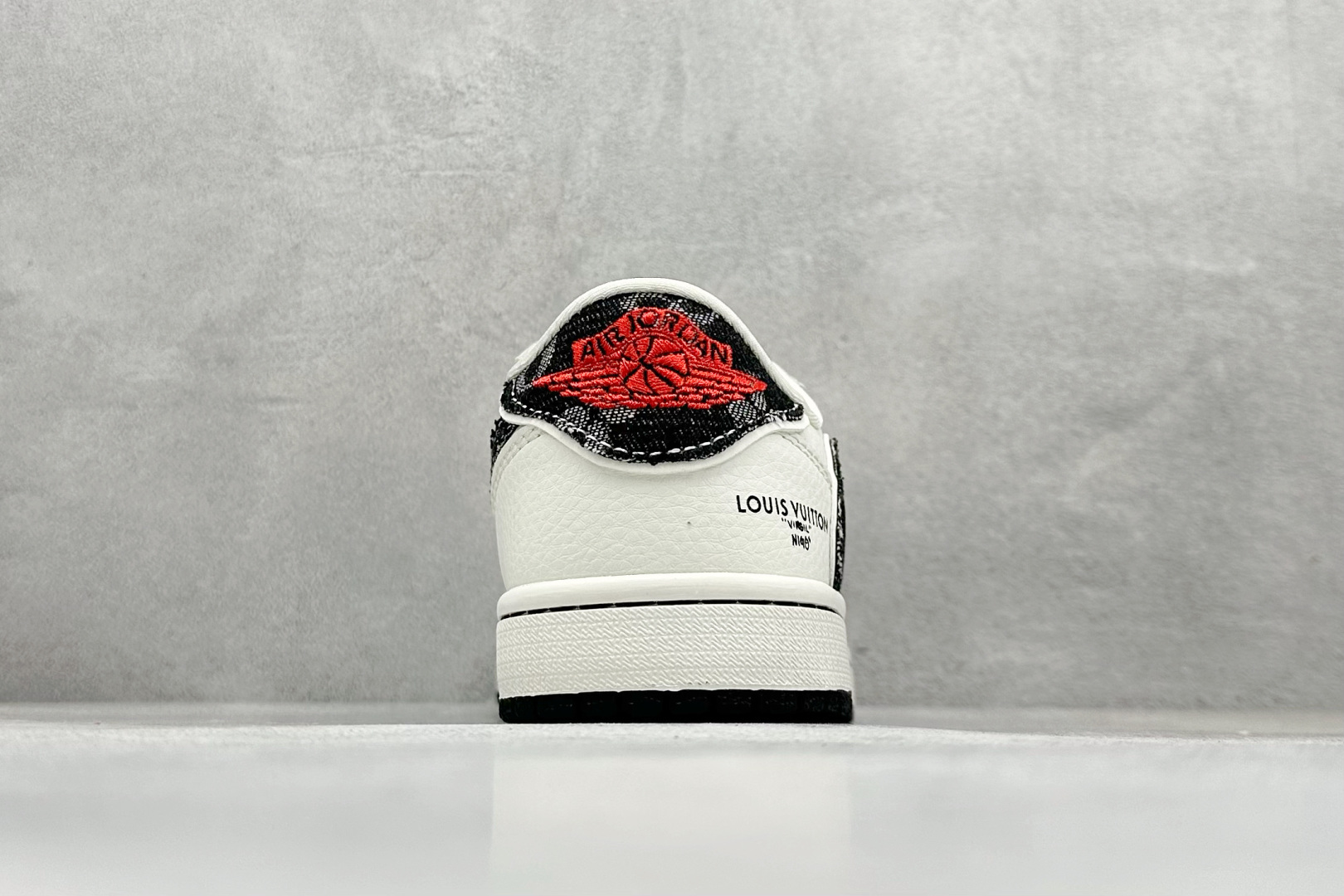 Travis Scott x Fragment Design x Air Jordan 1 Low SP AJ1 乔1 LV联名 米黑牛仔 低帮文化休闲板鞋 JW1188-143-莆田鞋,莆田鞋货源,高仿鞋,高仿鞋货源,安福档口,莆田高仿鞋,莆田鞋批发,高仿鞋批发,莆田高仿运动鞋,高仿运动鞋,莆田运动鞋 Travis Scott x Fragment Design x Air Jordan 1 Low SP AJ1 乔1 LV联名 米黑牛仔 低帮文化休闲板鞋 JW1188-143