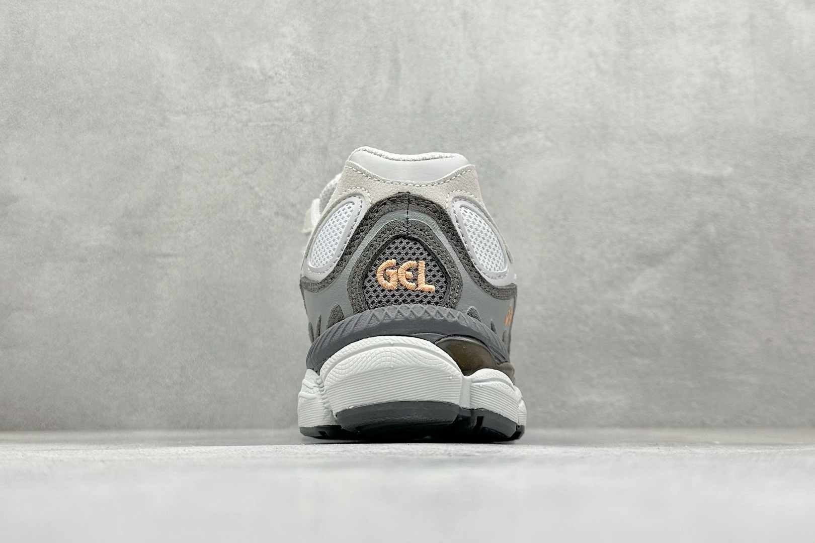 200 GW版 Asics GEL-N 亚瑟士防滑耐磨透气低帮运动休闲鞋 1203A383-026