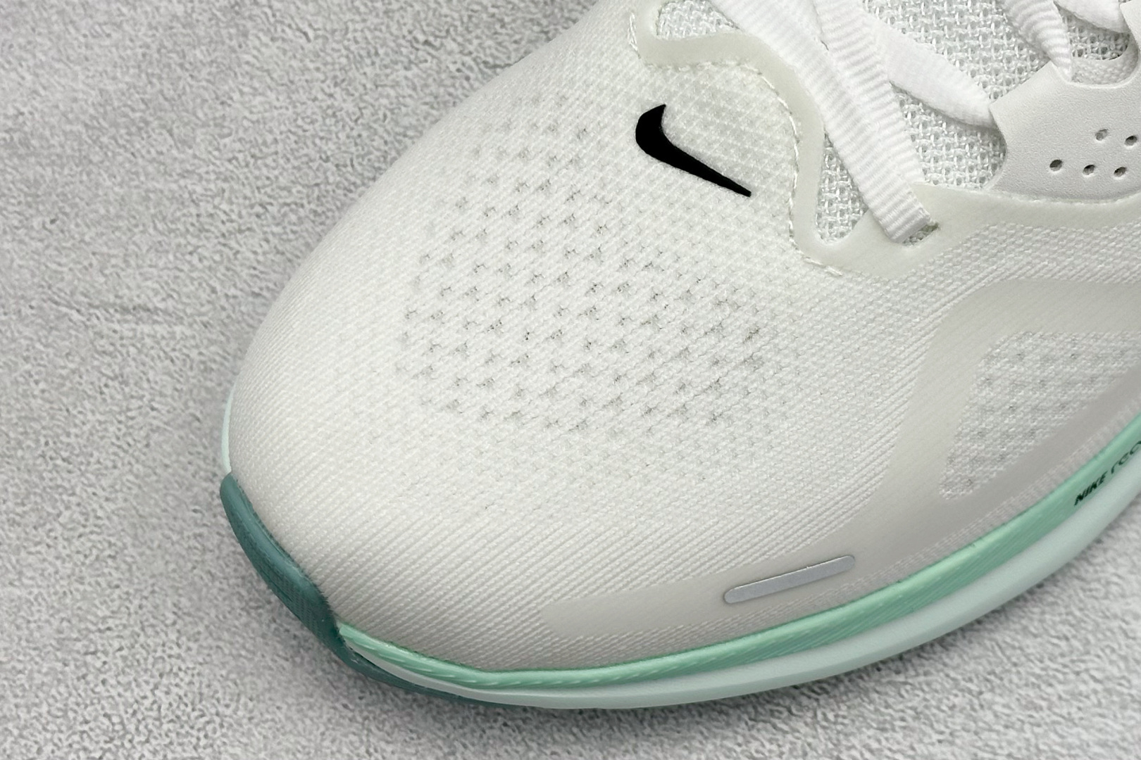 FS版Nike Air Zoom Structure 26 耐克减震防滑舒适跑鞋 HJ1101-100-莆田鞋,莆田鞋货源,高仿鞋,高仿鞋货源,安福档口,莆田高仿鞋,莆田鞋批发,高仿鞋批发,莆田高仿运动鞋,高仿运动鞋,莆田运动鞋 FS版Nike Air Zoom Structure 26 耐克减震防滑舒适跑鞋 HJ1101-100