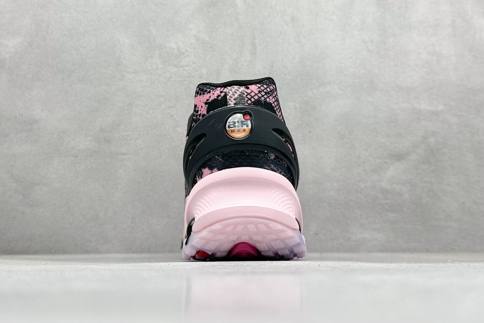 YH版 Nk Air Dn8 耐克运动舒适减震气垫跑步鞋 HF5509-001