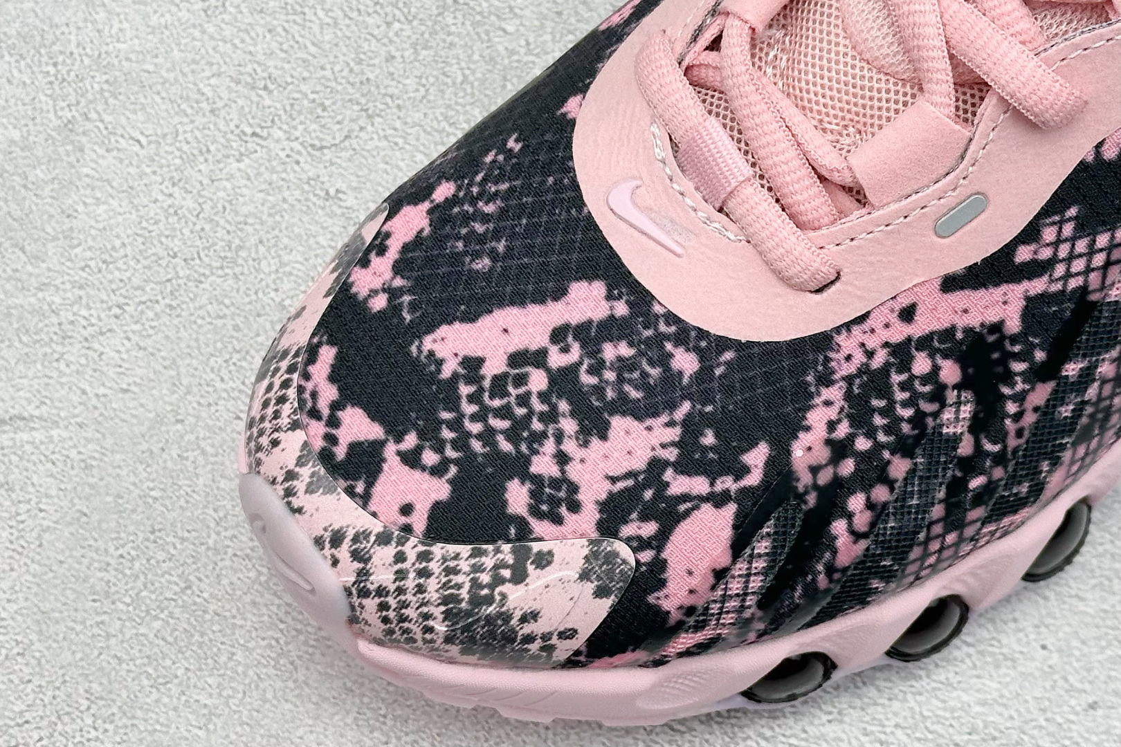 YH版 Nk Air Dn8 耐克运动舒适减震气垫跑步鞋 HF5509-001