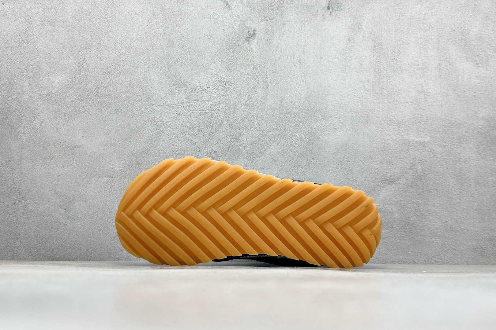 380 M版BOTTEGA VENETA Orbit Runner BV葆蝶家时尚休闲王一博同款老爹鞋运动鞋