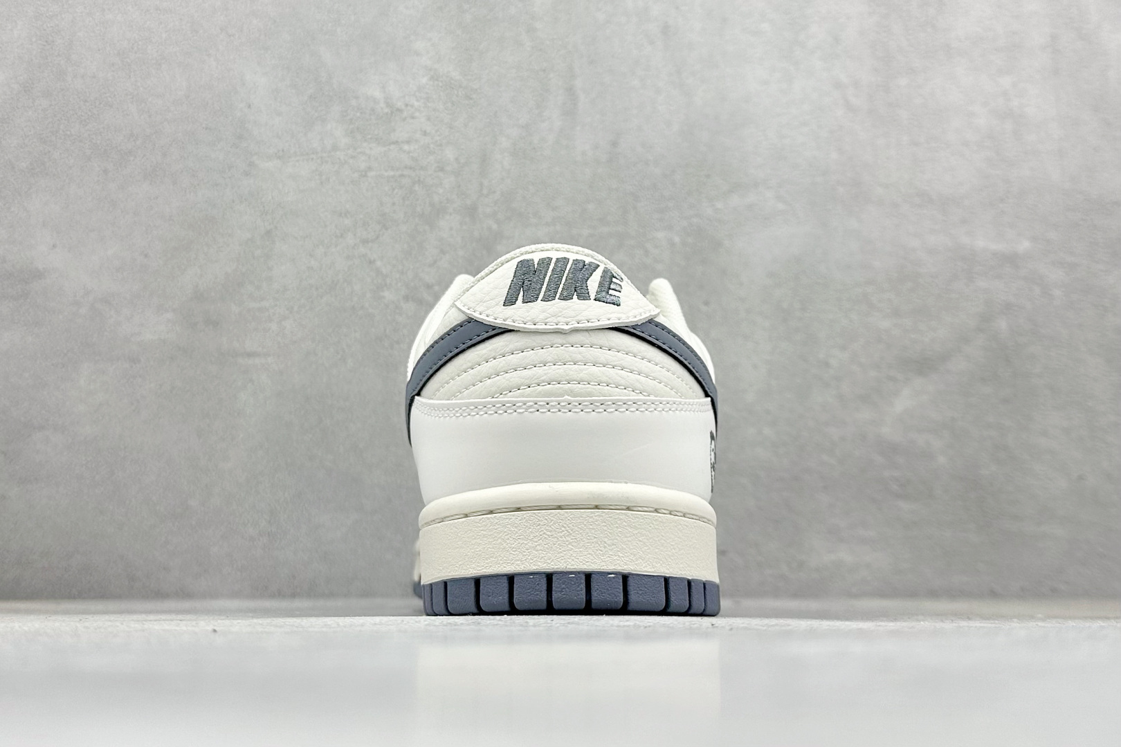 280 XC版Nike SB Dunk Low 灰勾鬼脸 周年高端定制 低帮休闲板鞋 CS1688-120