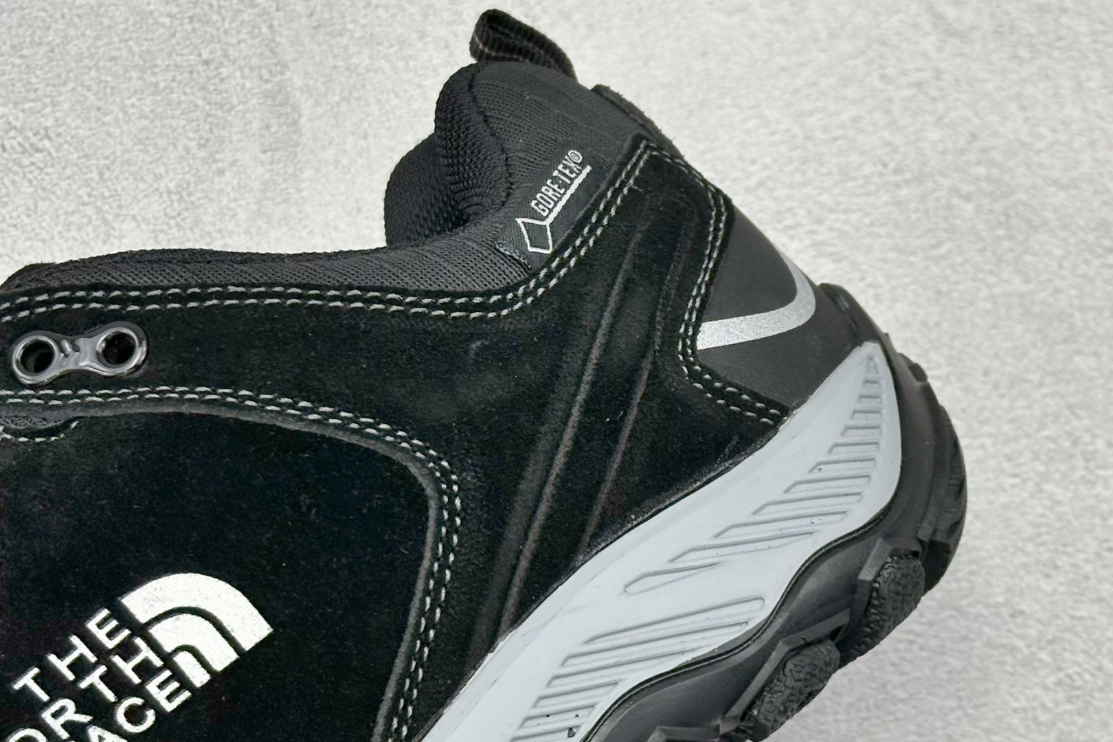 240 The North Face 北面 乐斯菲斯户外运动休闲登山鞋越野徒步鞋