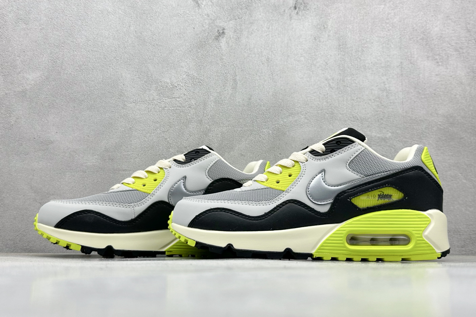 NK Air 90 气垫复古减震跑步鞋 经典重温 HF8814-001-莆田鞋,莆田鞋货源,高仿鞋,高仿鞋货源,安福档口,莆田高仿鞋,莆田鞋批发,高仿鞋批发,莆田高仿运动鞋,高仿运动鞋,莆田运动鞋 NK Air 90 气垫复古减震跑步鞋 经典重温 HF8814-001