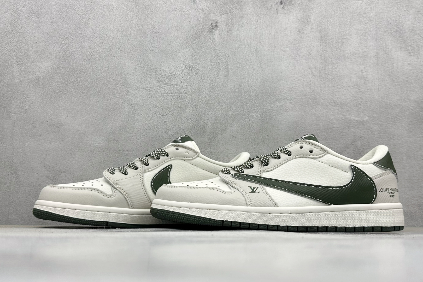 Travis Scott x Fragment Design x Air Jordan 1 Low SP AJ1 乔1 LV联名 米白军绿树纹 低帮文化休闲板鞋 JW1188-150