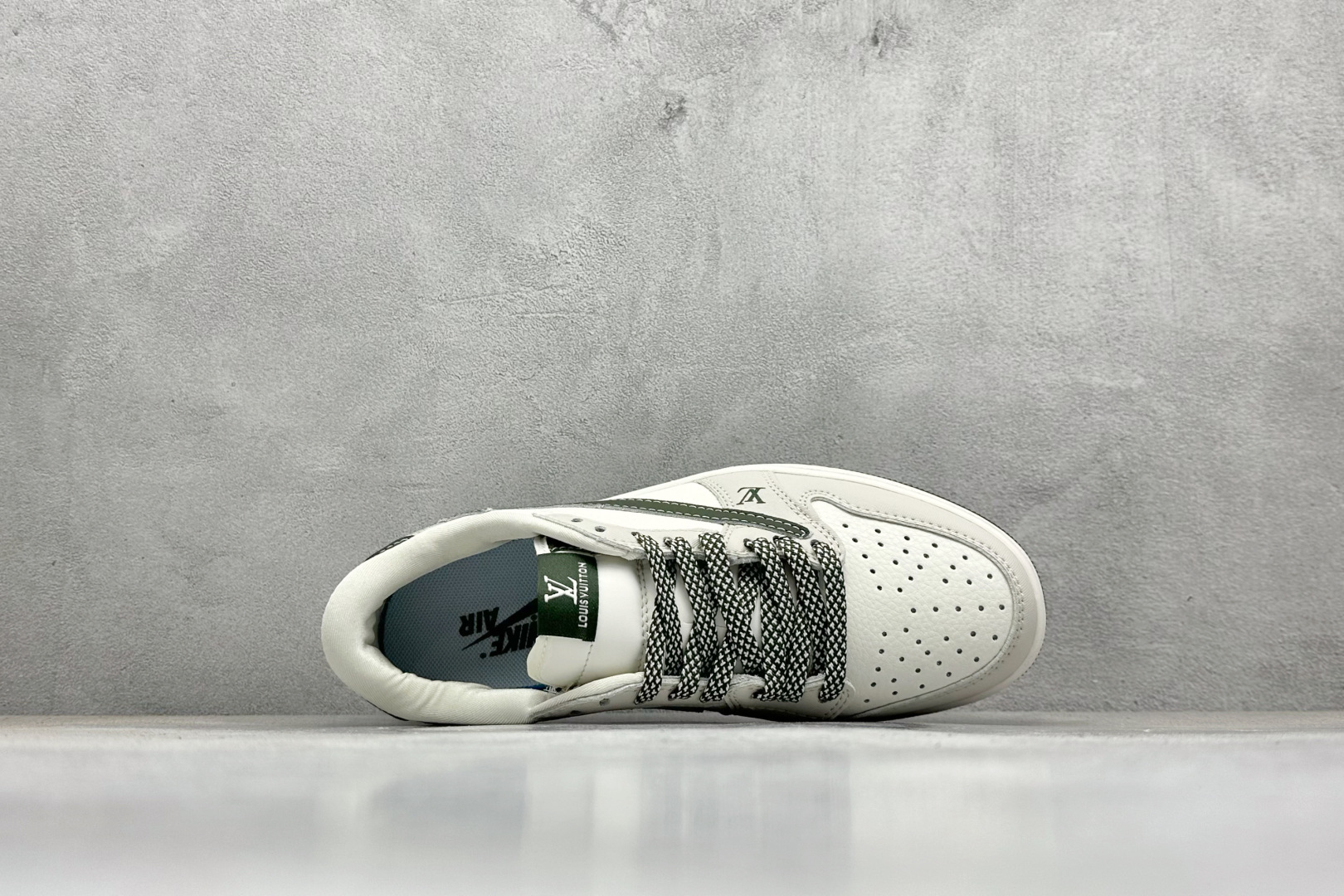 Travis Scott x Fragment Design x Air Jordan 1 Low SP AJ1 乔1 LV联名 米白军绿树纹 低帮文化休闲板鞋 JW1188-150