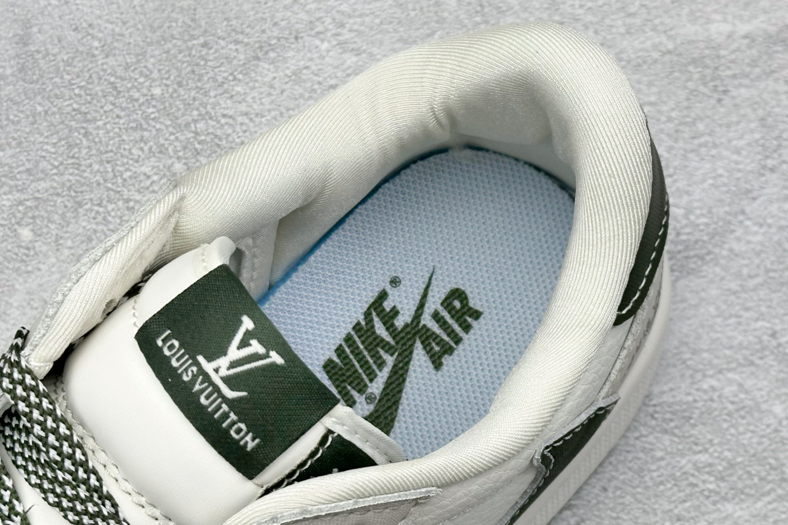 Travis Scott x Fragment Design x Air Jordan 1 Low SP AJ1 乔1 LV联名 米白军绿树纹 低帮文化休闲板鞋 JW1188-150