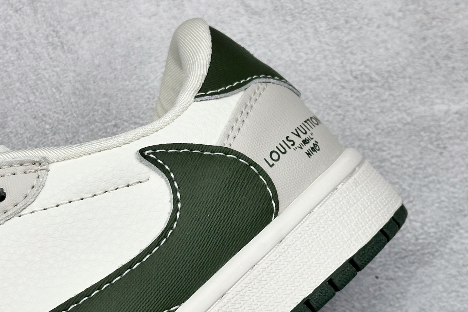 Travis Scott x Fragment Design x Air Jordan 1 Low SP AJ1 乔1 LV联名 米白军绿树纹 低帮文化休闲板鞋 JW1188-150