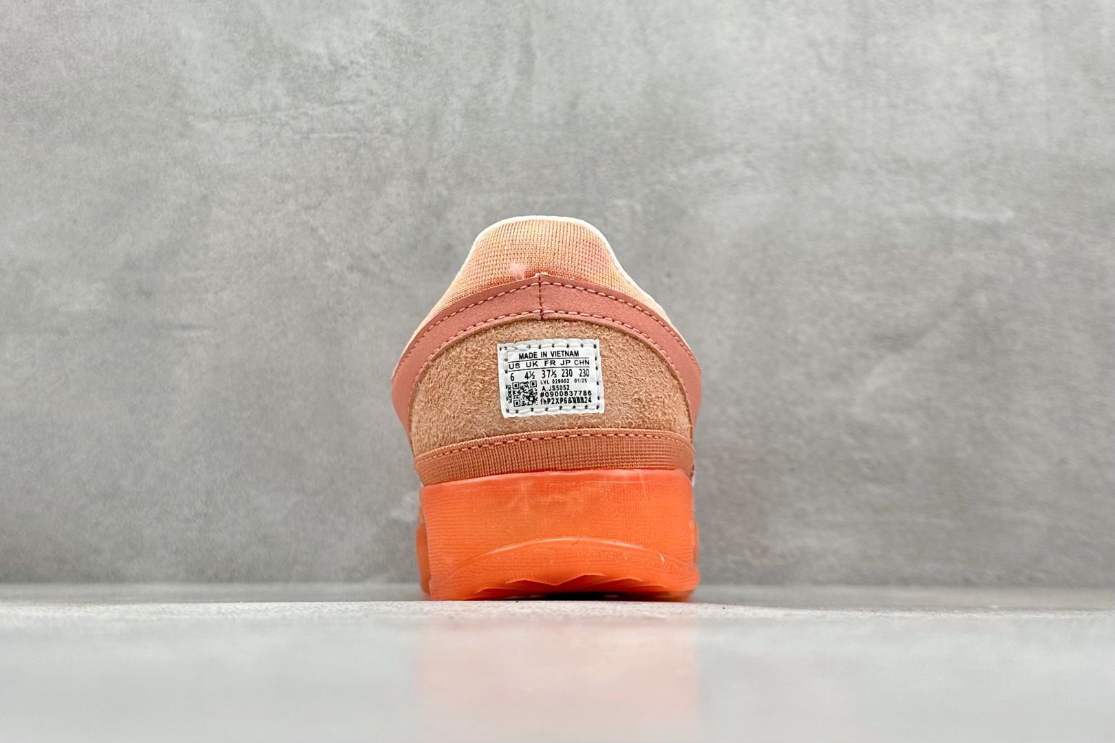 140 Bad Bunny x Adidas Gazelle Indoor 联名款 三叶草复古休闲防滑耐磨低帮板鞋 JS5052