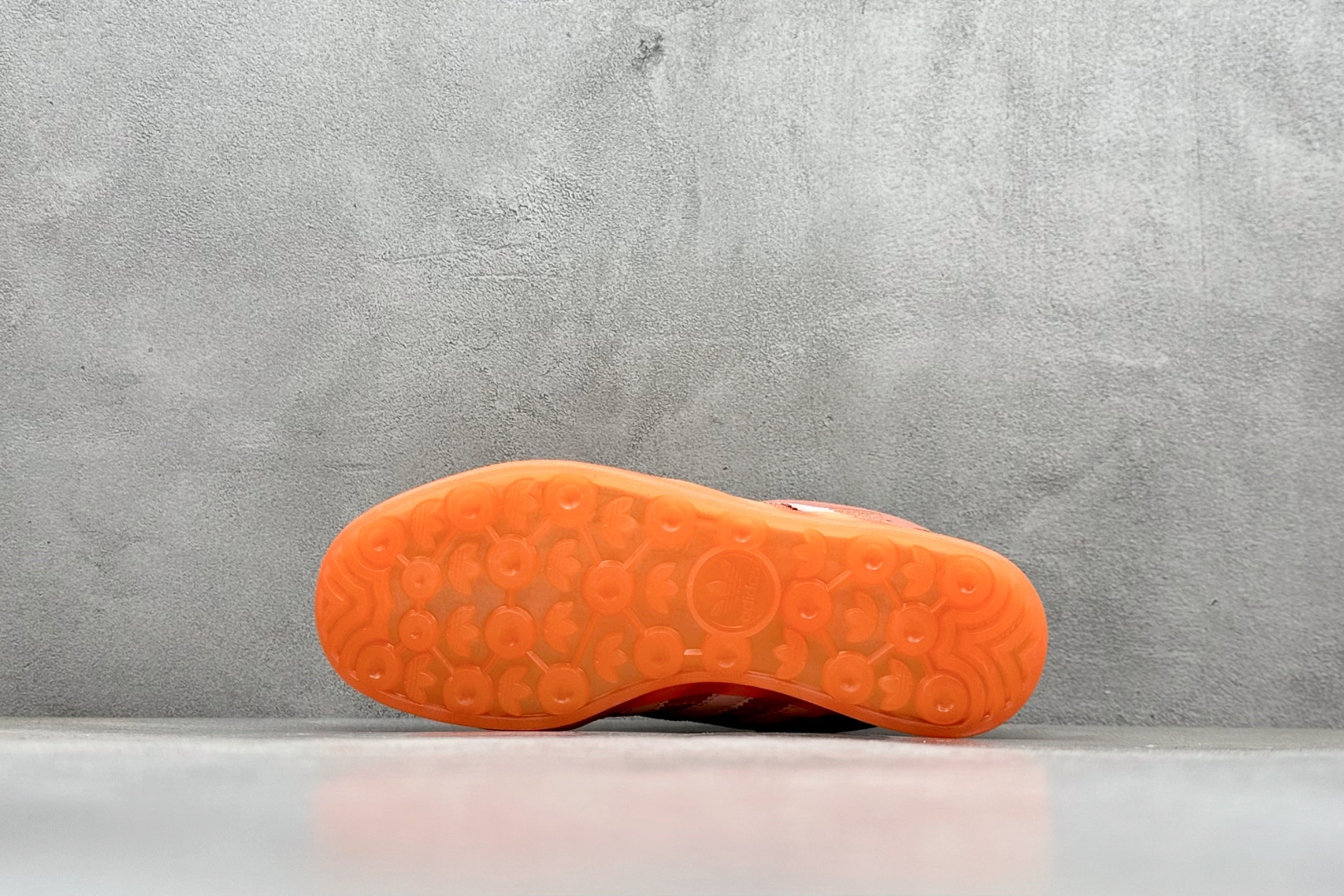 140 Bad Bunny x Adidas Gazelle Indoor 联名款 三叶草复古休闲防滑耐磨低帮板鞋 JS5052