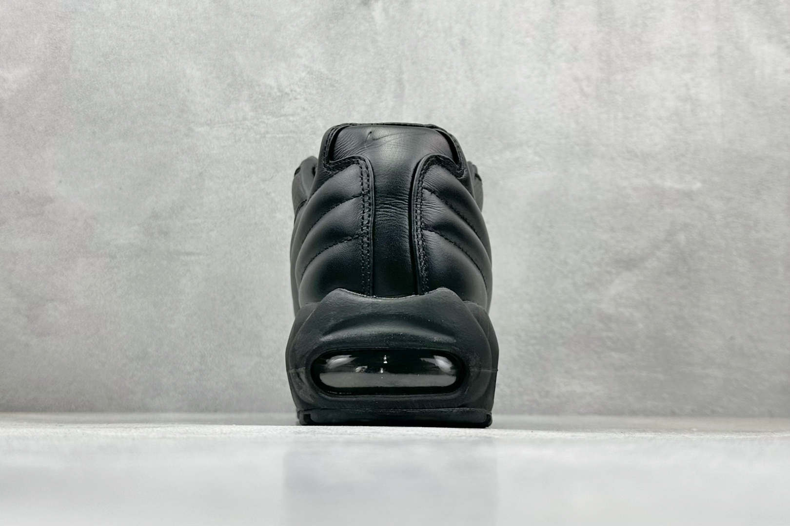 Supreme x Nike Air 95 Lux 联名款 复古减震气垫跑鞋 CI0999-001