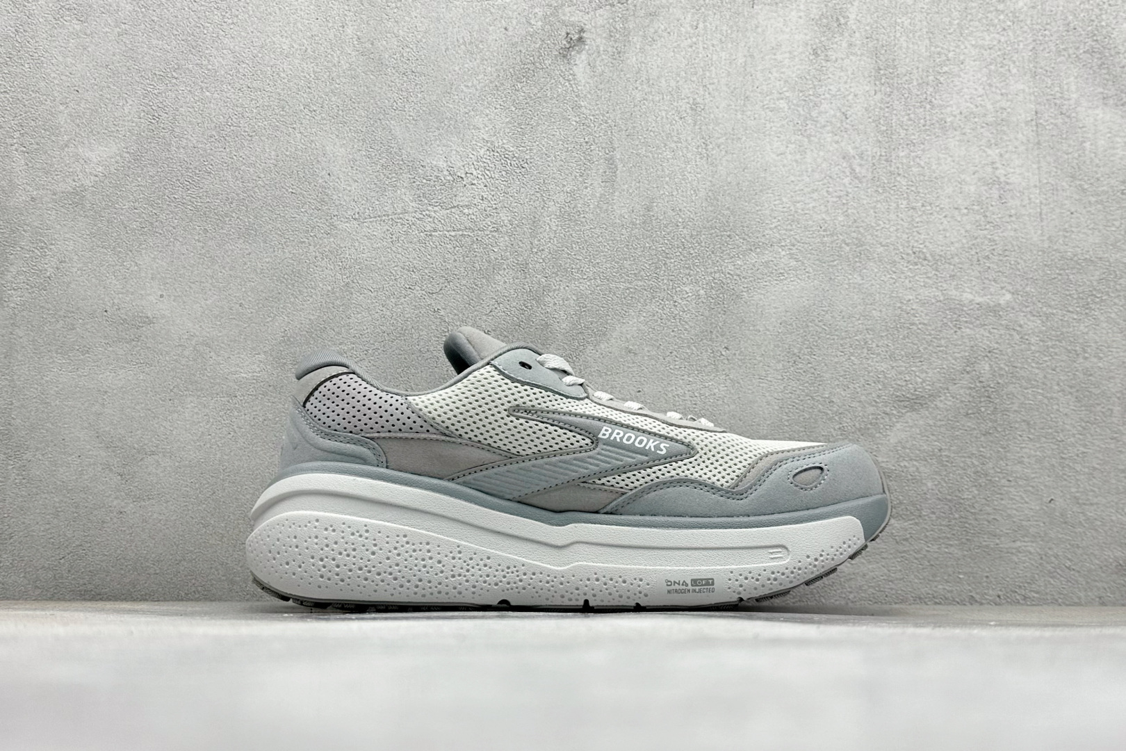 180 Z版Brooks Gho se 布鲁克斯 透气缓震支撑休闲运动慢跑鞋 110444 1D 034