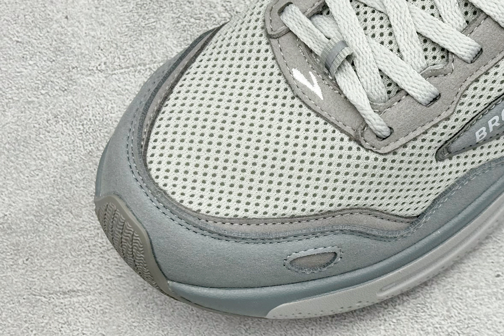 180 Z版Brooks Gho se 布鲁克斯 透气缓震支撑休闲运动慢跑鞋 110444 1D 034