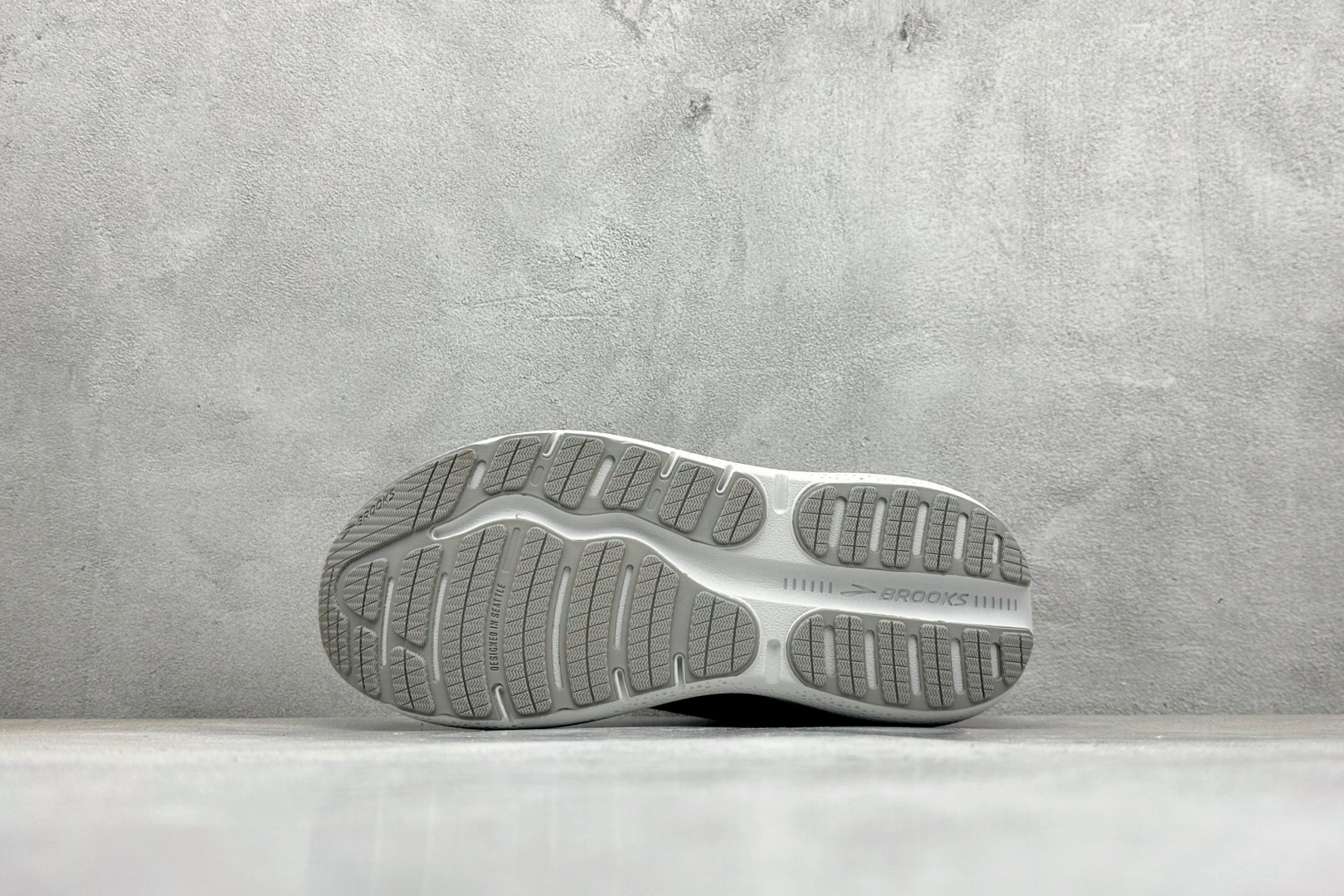 180 Z版Brooks Gho se 布鲁克斯 透气缓震支撑休闲运动慢跑鞋 110444 1D 034