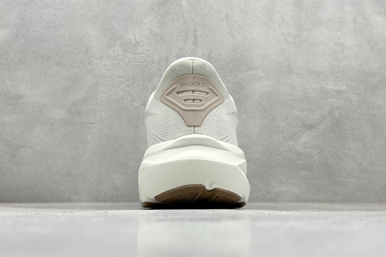 180 Z版Brooks Gho 17 布鲁克斯 减震竞速马拉松专业跑鞋 120431 1B 092