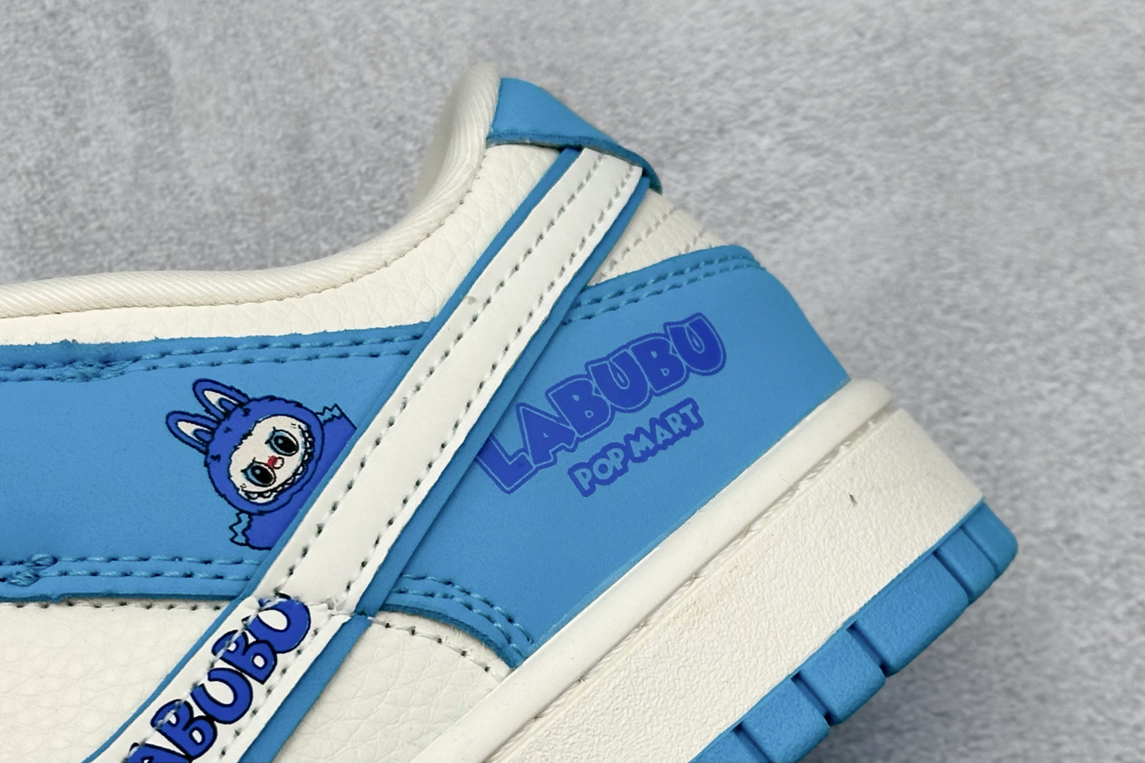 280 XC版Nike SB Dunk Low x LABUBU 蓝白小勾 DG2025-008
