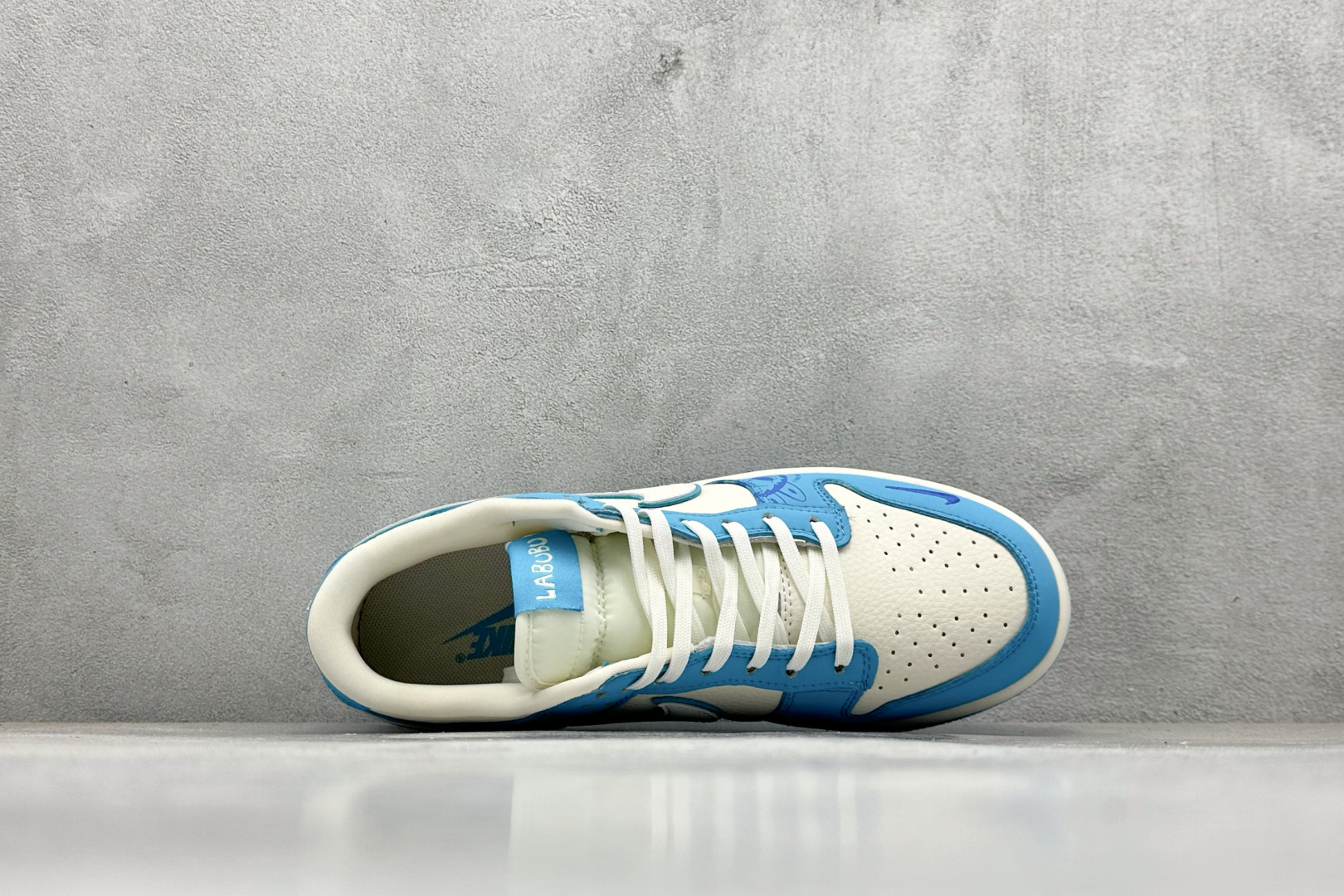 280 XC版Nike SB Dunk Low x LABUBU 蓝白小勾 DG2025-008