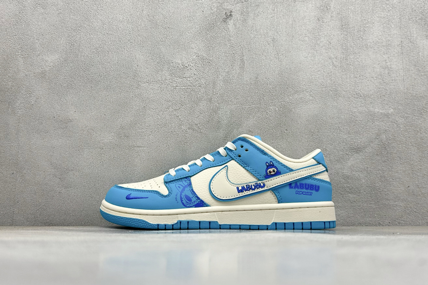 280 XC版Nike SB Dunk Low x LABUBU 蓝白小勾 DG2025-008