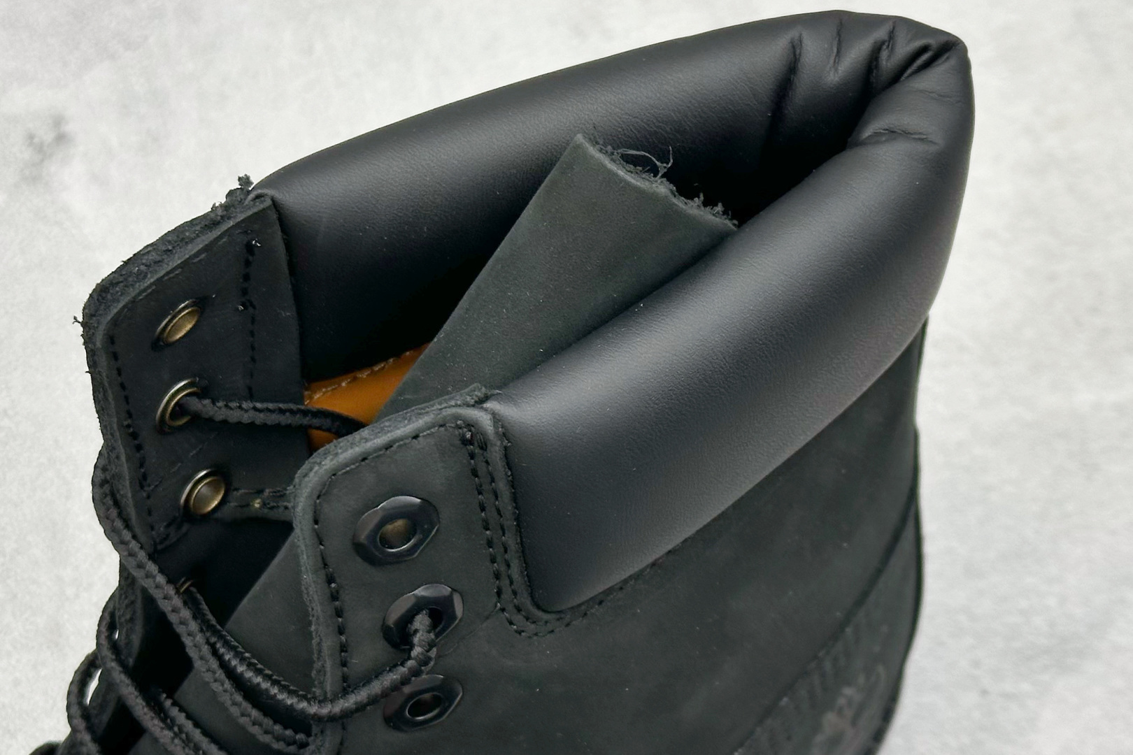 280 添柏岚 Timberland 踢不烂/经典款黄色高帮 女款六孔 型号10361 男款七孔 型号10061