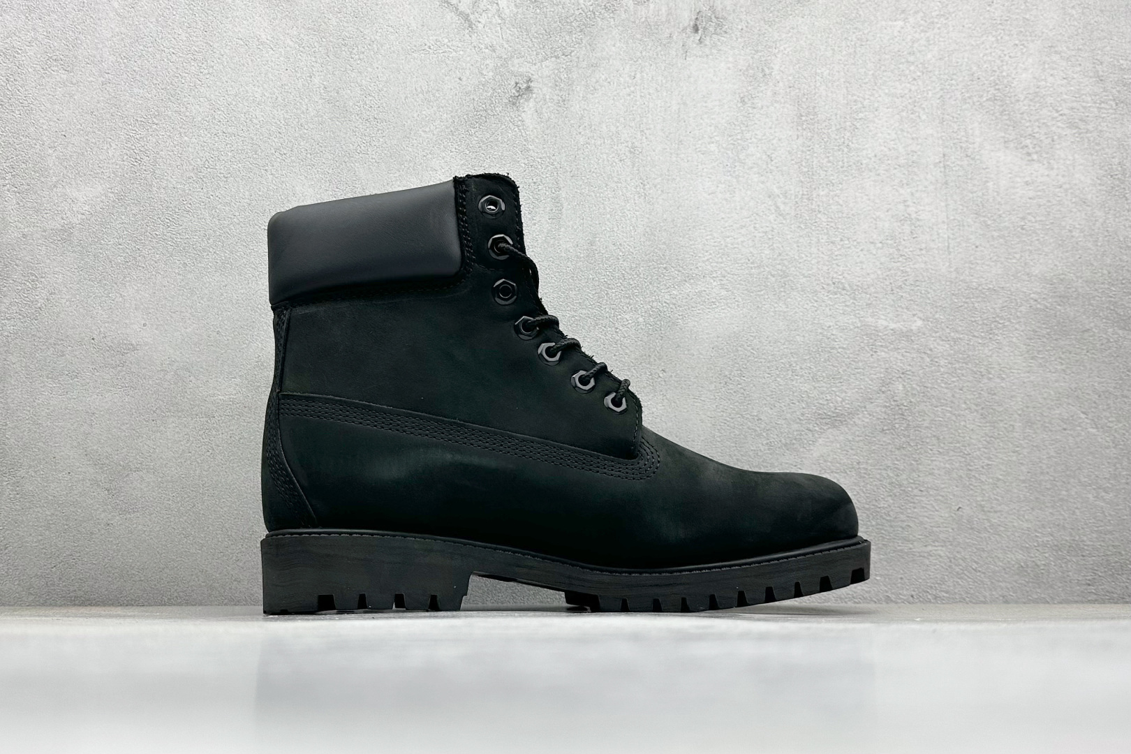 280 添柏岚 Timberland 踢不烂/经典款黄色高帮 女款六孔 型号10361 男款七孔 型号10061