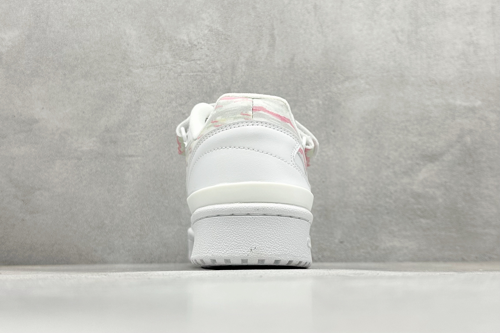 170 AD Forum 84 Low 低帮百搭潮流休闲运动板鞋 FY5119