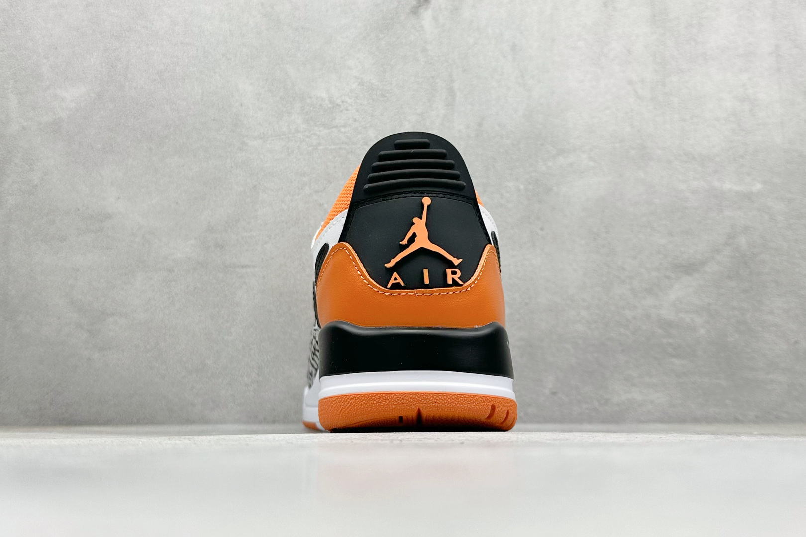 Air Jordan legacy 312 Low 黑白橘乔丹篮球鞋系列 CD7069-118