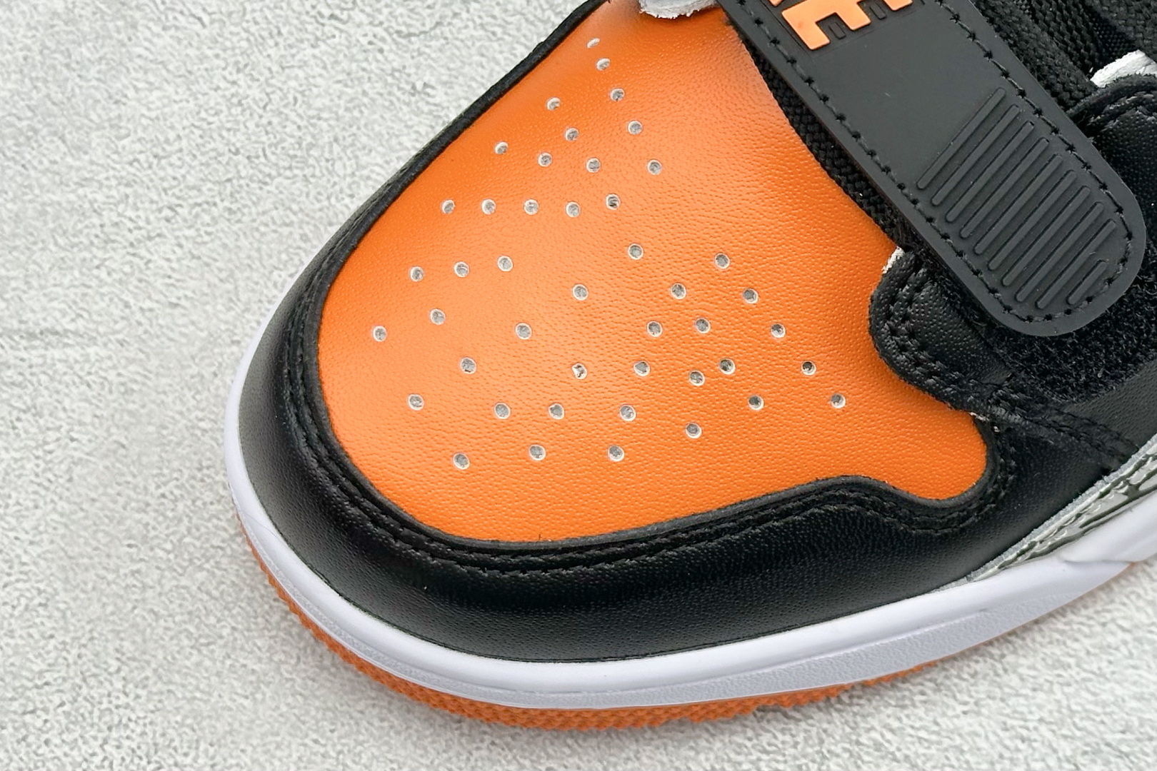 Air Jordan legacy 312 Low 黑白橘乔丹篮球鞋系列 CD7069-118