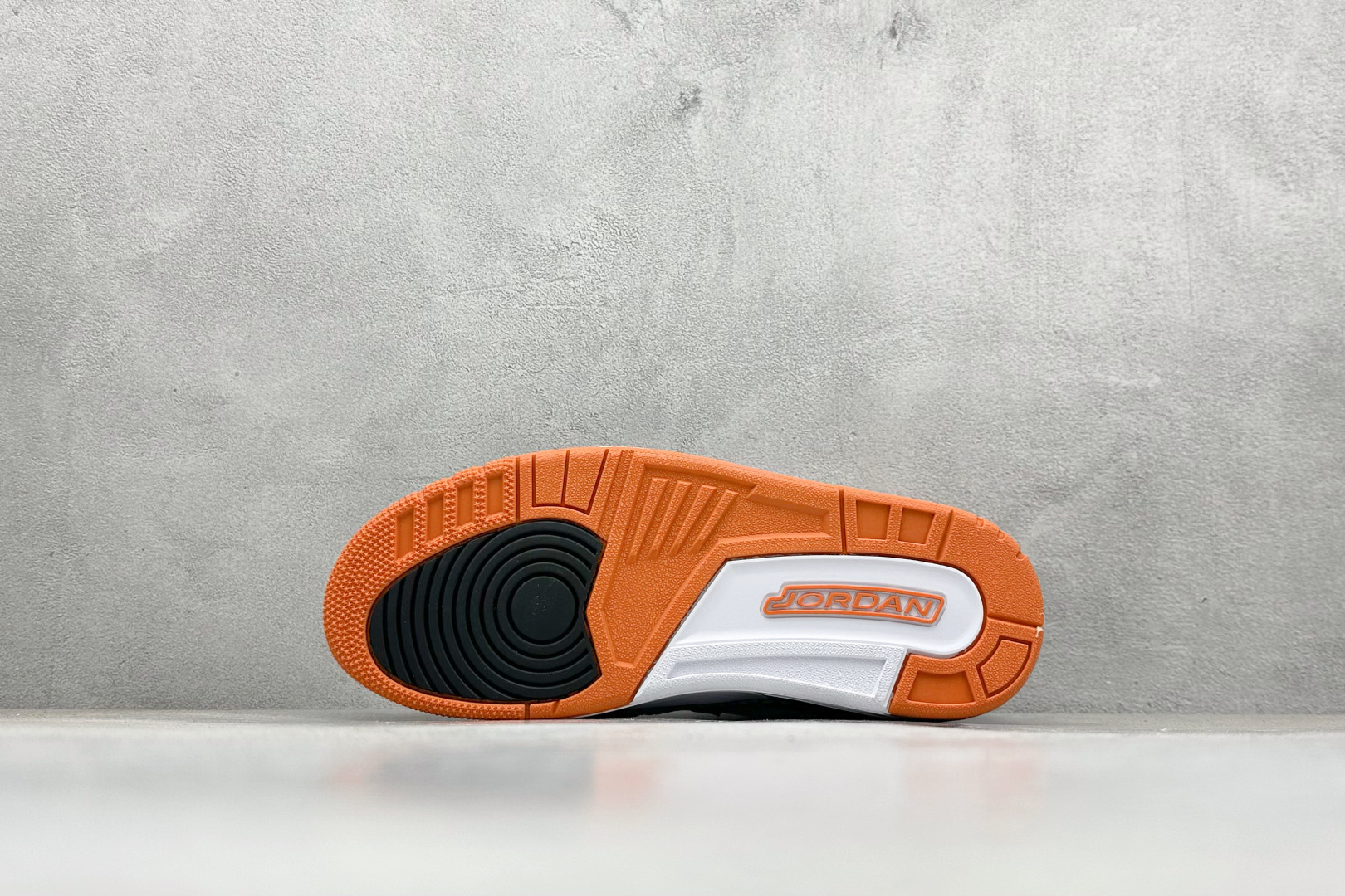 Air Jordan legacy 312 Low 黑白橘乔丹篮球鞋系列 CD7069-118