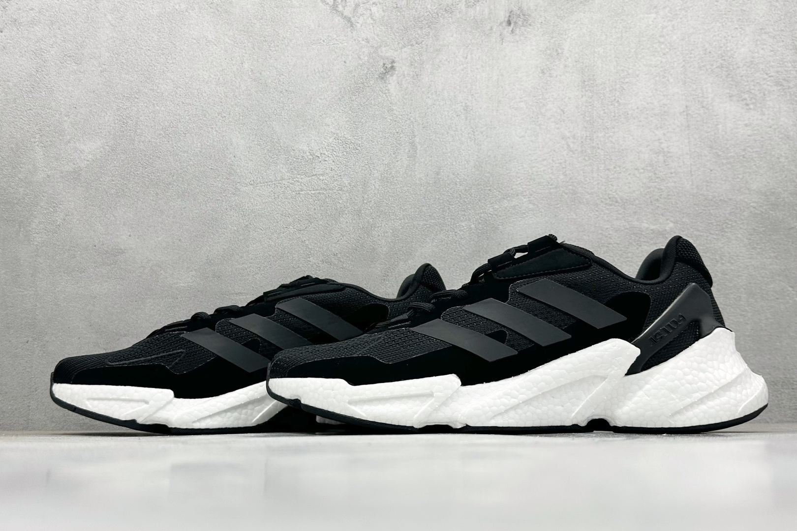 190 AD Boo X9000L4 系列复古爆米花跑鞋 S23669