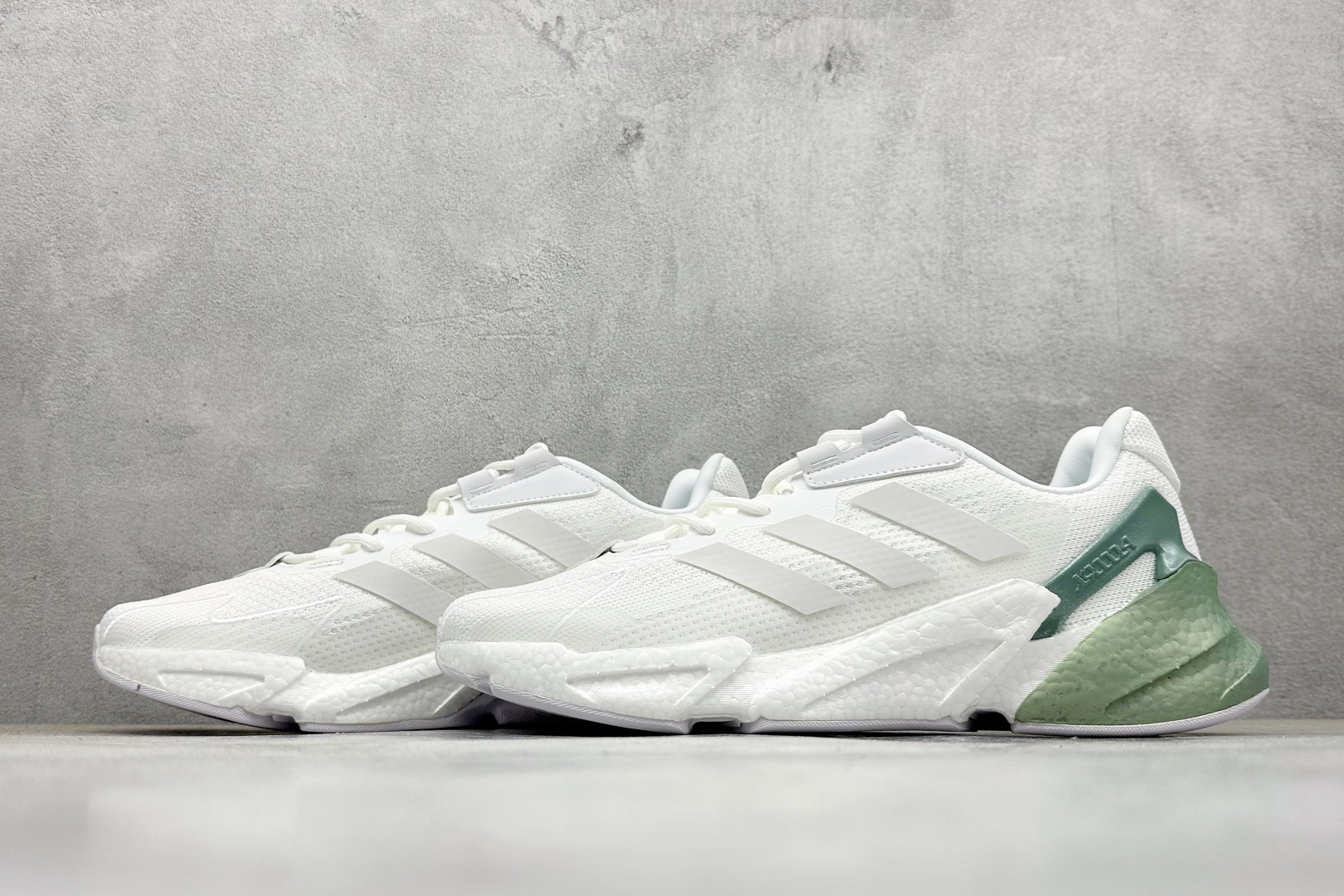 190 AD Boo X9000L4 系列复古爆米花跑鞋 GX3486