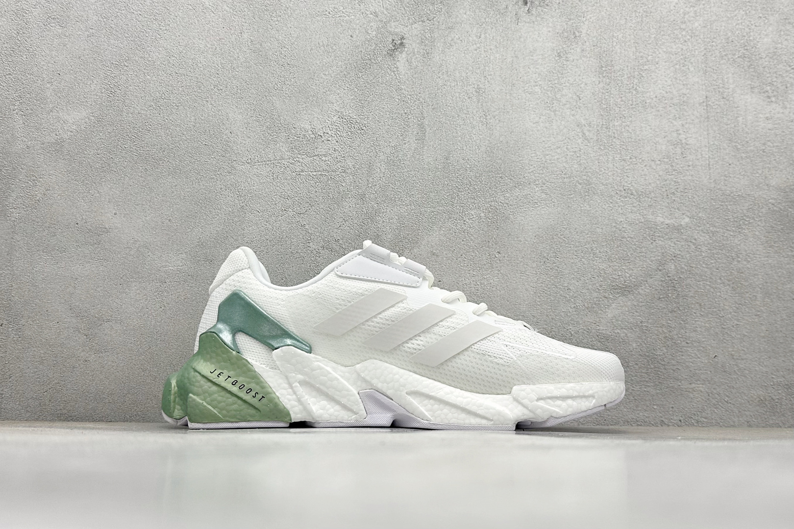 190 AD Boo X9000L4 系列复古爆米花跑鞋 GX3486