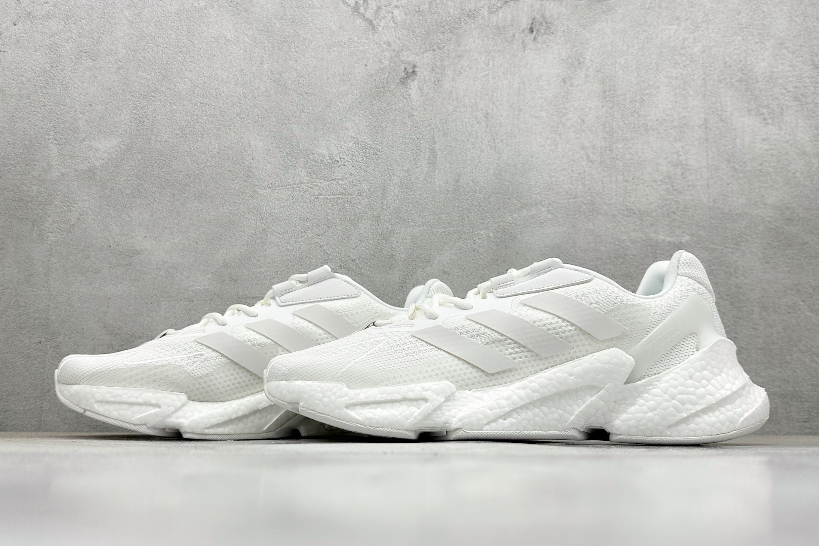 190 AD Boo X9000L4 系列复古爆米花跑鞋 S23688